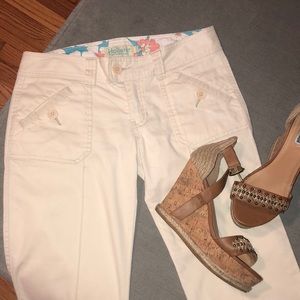 Hollister Stretch khaki capris with buttons